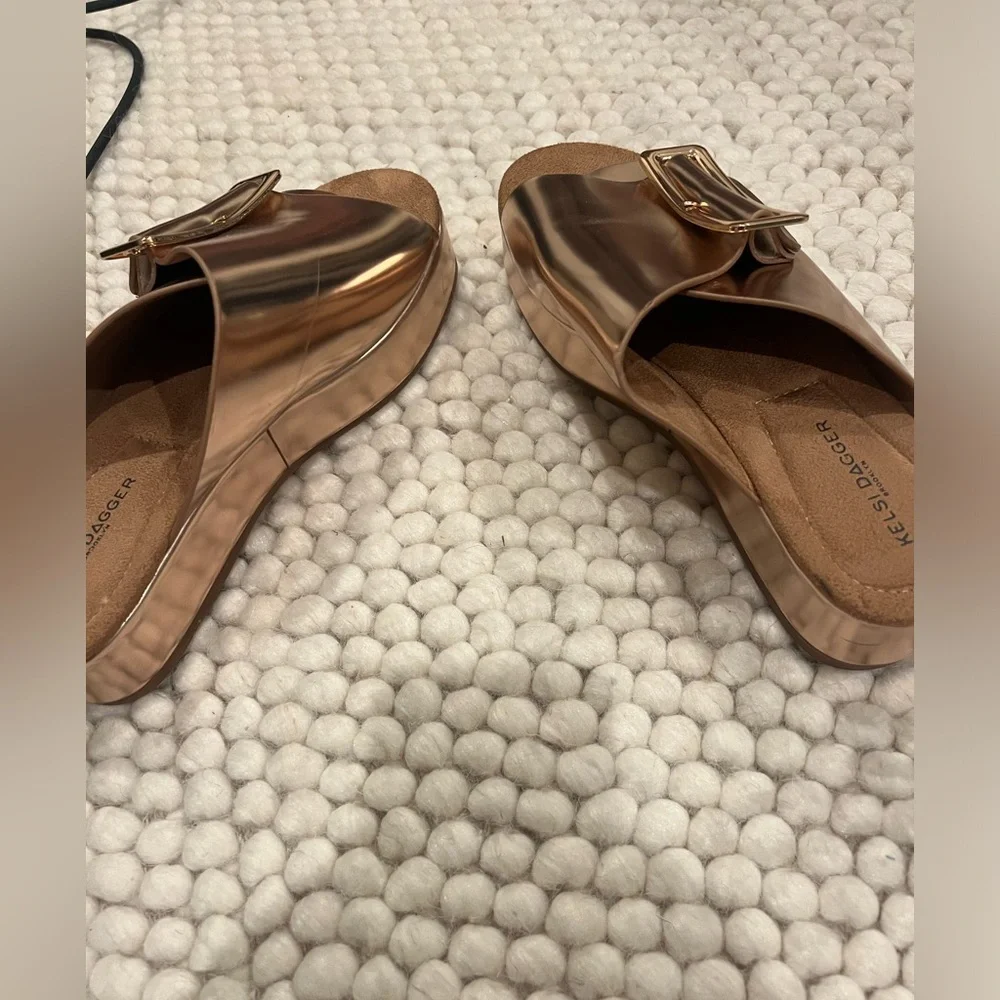Kelsi Dagger Dover Gold Platforms